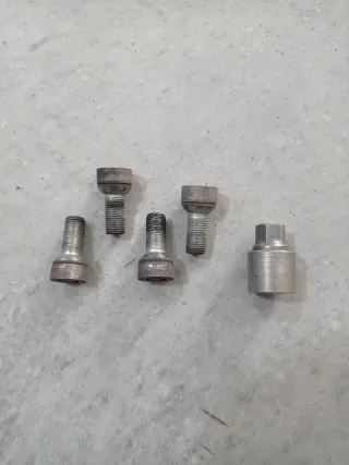 Tornillos Rueda Volkswagen antirrobo
