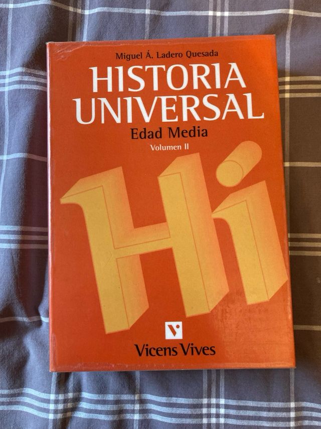 Historia Universal Media. Universidad