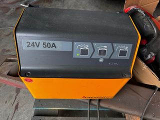 Cargador JungheinrichSLT 100 JH