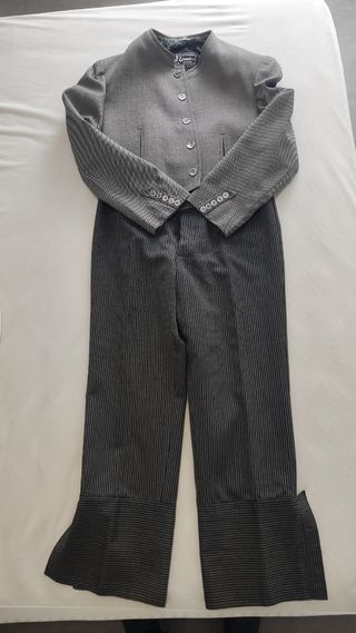 Traje de corto. Flamenco. Jinete 