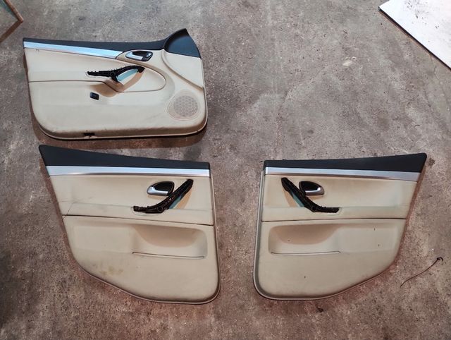 Paneles puerta Saab 93