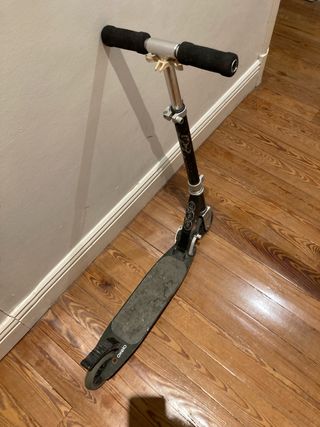Patinete niño/a. 20 euros cada una. Oxelo