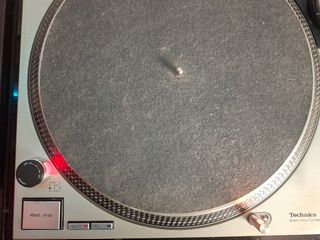Technics SL 1200 MK2 Plata