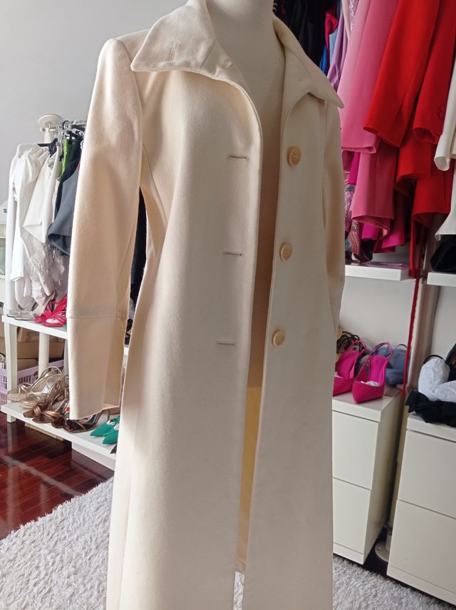 Abrigo Zara.95 por ciento lana.