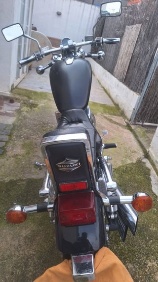 Vendo Suzuki Intruder 800 toda una clasica