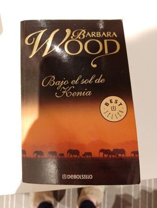 Bajo el sol de Kenia (Spanish Edition)
