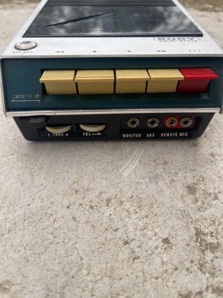 Grabadora sony TC 100