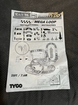 Scalextric Mega Loop