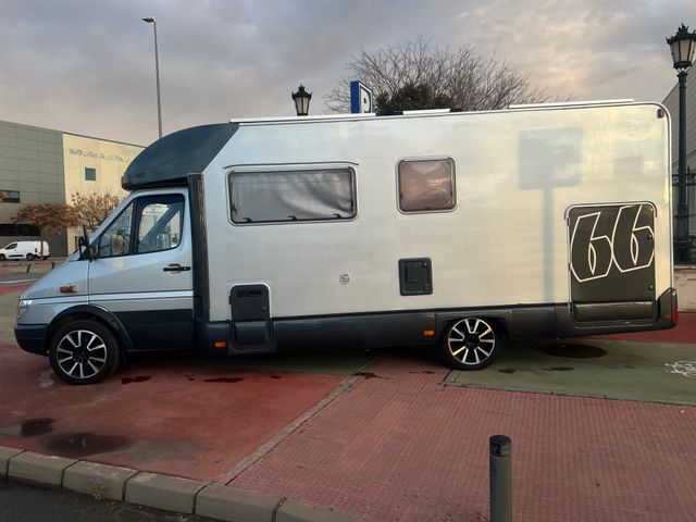 Autocaravana Mercedes-Benz Sprinter Automática 160