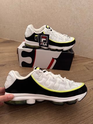 NUEVO Fila zapatillas deportivas Núm 41