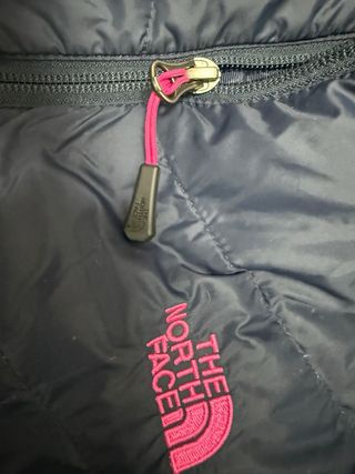 Plumas The North Face mujer