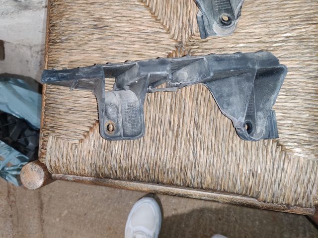 Supporti paraurti posteriore Seon Leon 1P