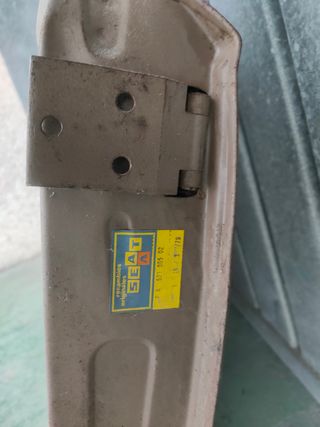 Puerta delantera izquierda Seat 124