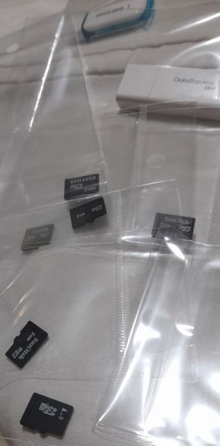 LOTE DE TARJETAS DE MEMORIA Y PENDRIVE