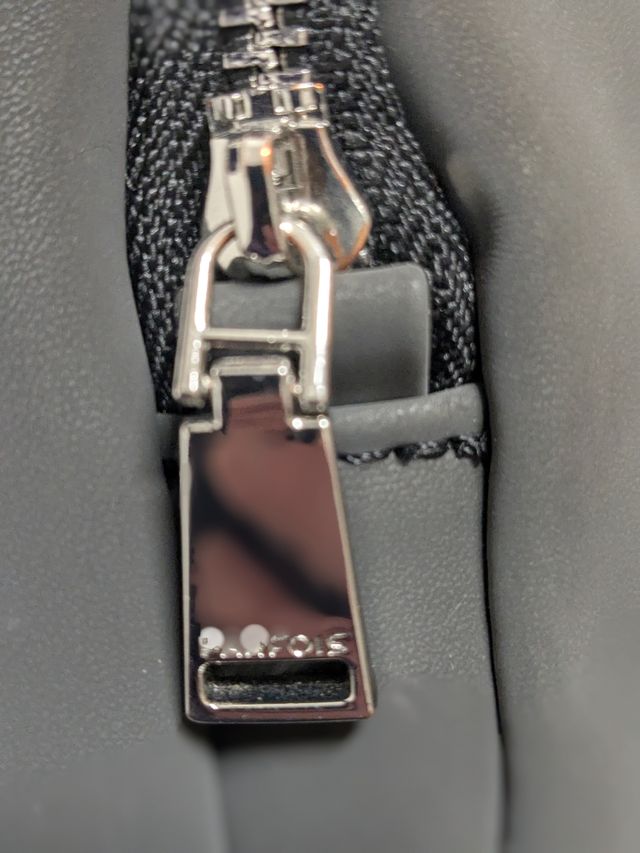 Mochila Parfoise gris antracita.