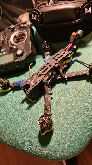 DRONE FPV CONSTRUCCION