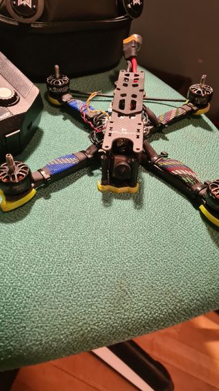DRONE FPV CONSTRUCCION