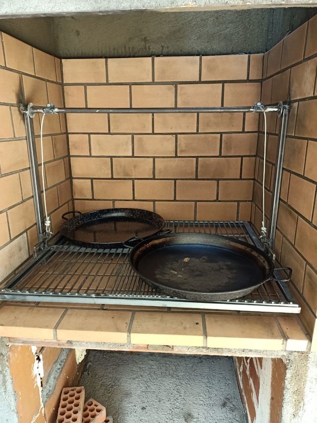 BARBECUE/TETTI IN MURATURA