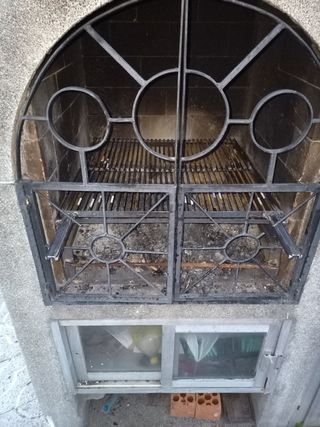 BARBECUE/TETTI IN MURATURA