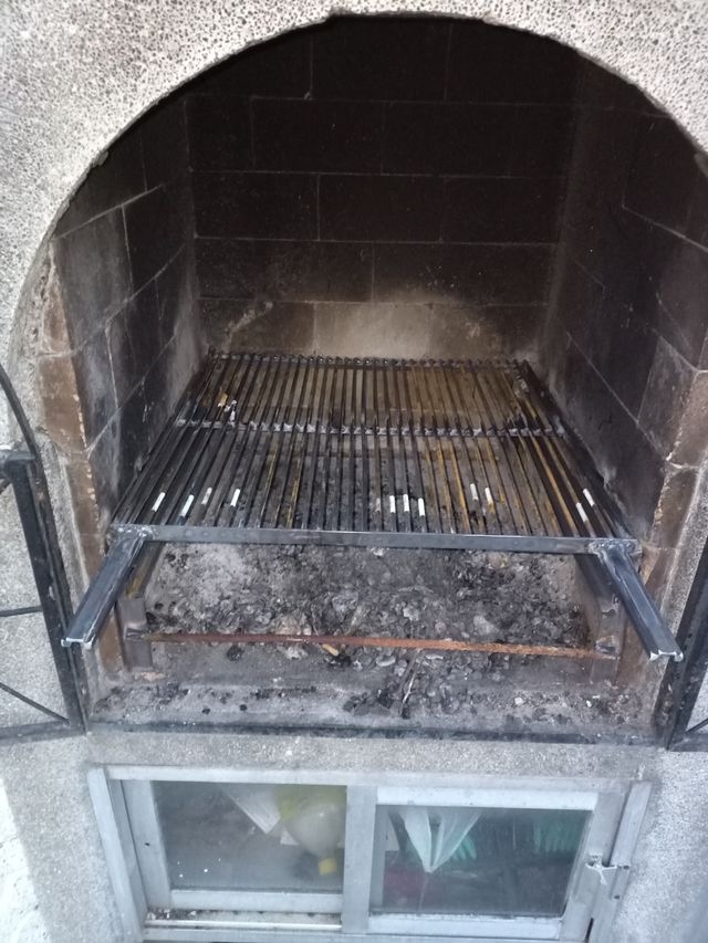 BARBECUE/TETTI IN MURATURA