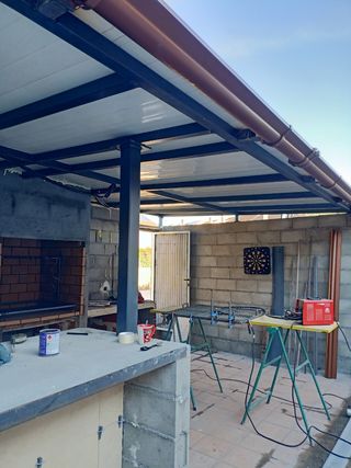 BARBECUE/TETTI IN MURATURA