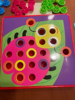 Juego puzzle piezas colores
