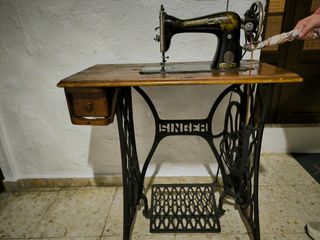 Maquina de coser singer