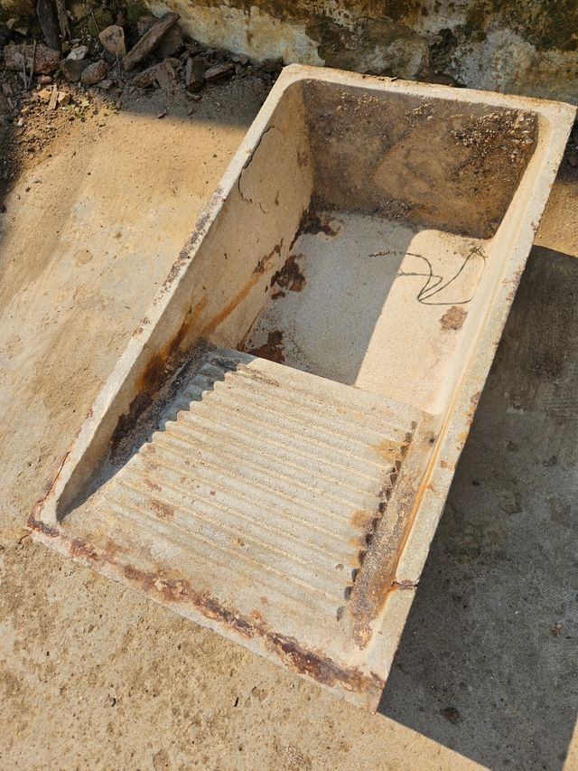 Pila lavadero antiguo