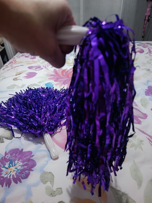 Pompones animadora morados