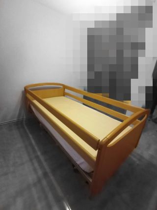 Cama articulada eléctrica