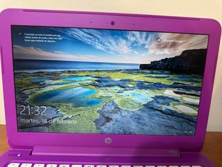 Portatil HP 13” netbook 32gb color magenta rosa
