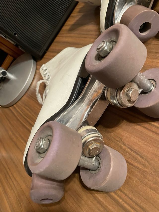 Pattini a rotelle T33