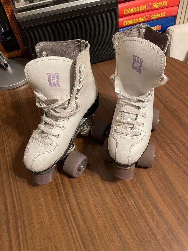 Pattini a rotelle T33