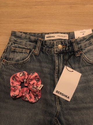 Pantalones vaqueros Bershka