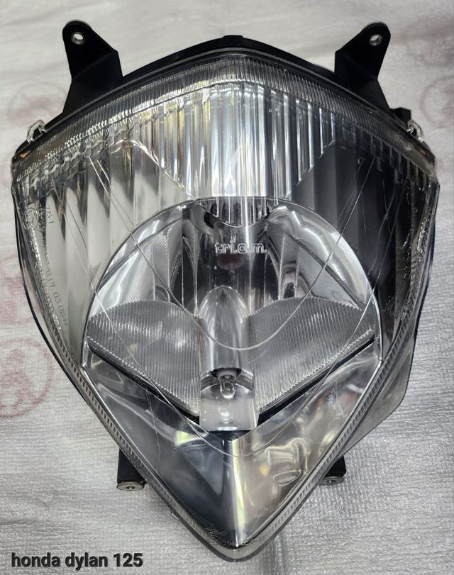 Faro Honda Dylan 125