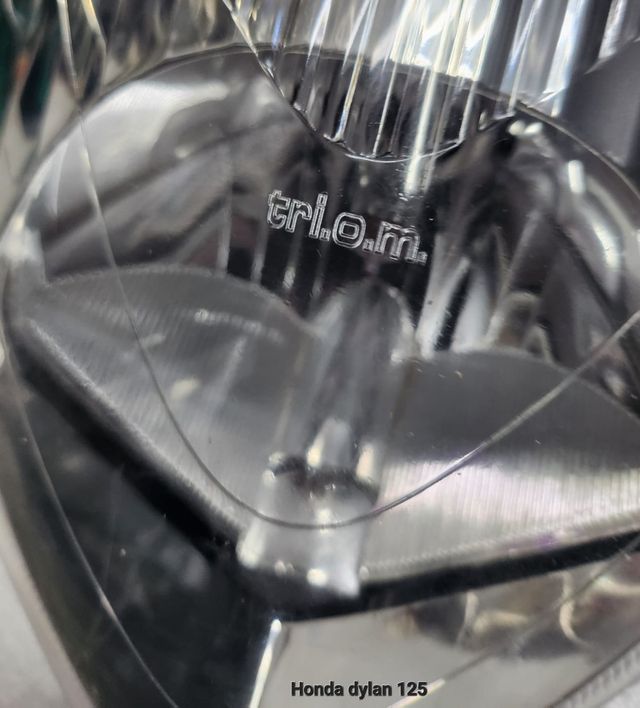 Faro Honda Dylan 125