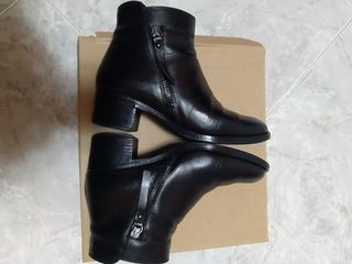 Stivaletti donna BATA 