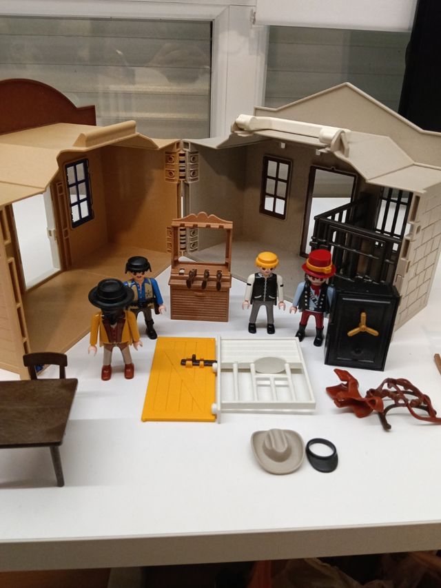 Playmobil Western Oficina Sheriff y Salón de Oeste