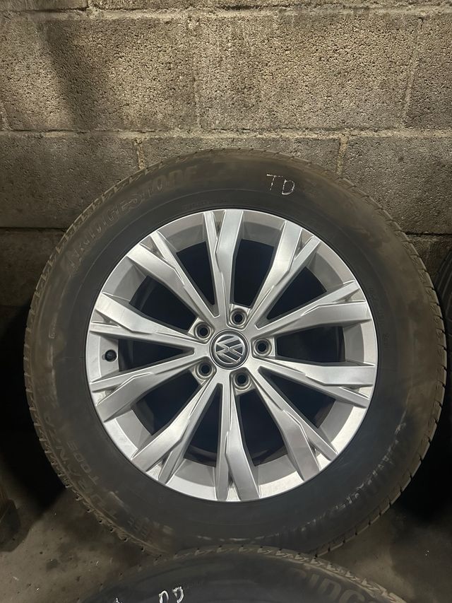Llanta Volkswagen Tiguan 2019