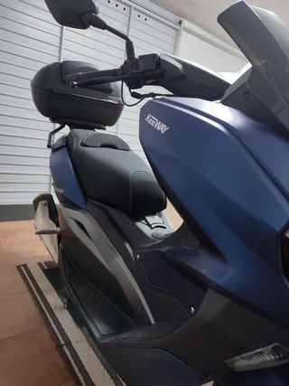 Moto Keeway vieste 300