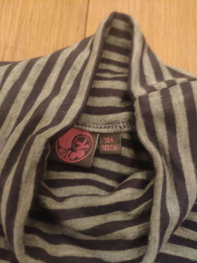 Dos camisetas cuello vuelto S Kiabi