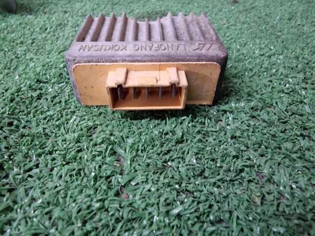 Regulador piaggio fly 125