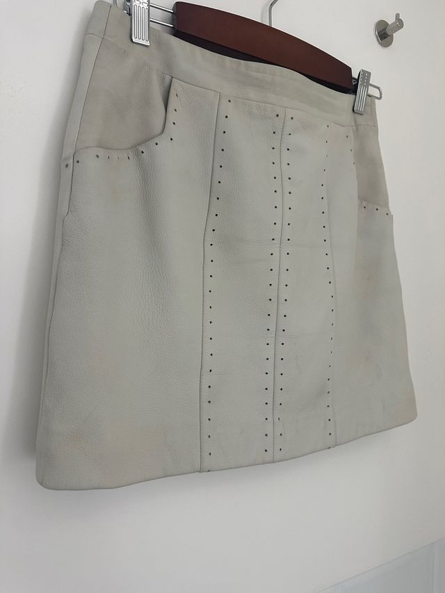 Minifalda vintage de piel. French Connection