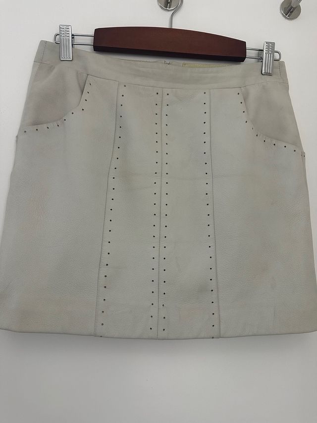 Minifalda vintage de piel. French Connection