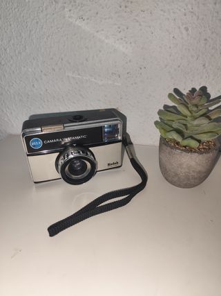 Cámara Analógica Kodak 255X