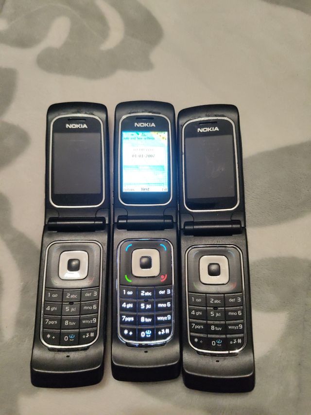 Lote de telemóveis Nokia 6555 antigos