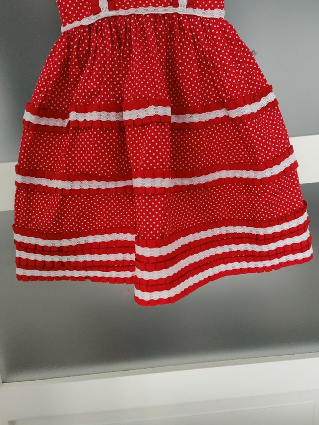 Traje de flamenca rojo para niña