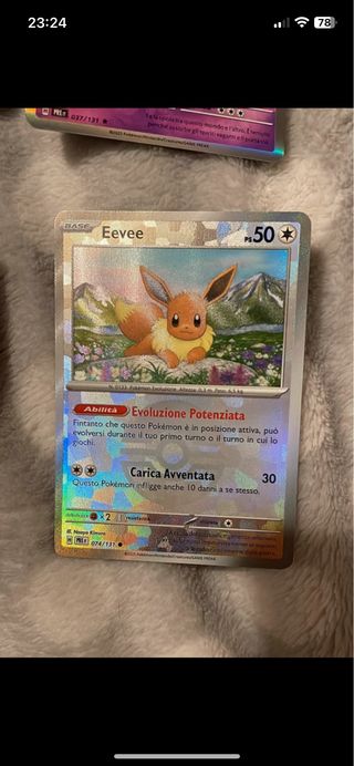 Eevee evoluzioni prismatiche pokeball