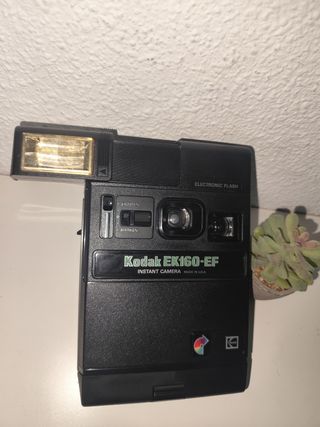Cámara Instantánea Kodak EK160-EF
