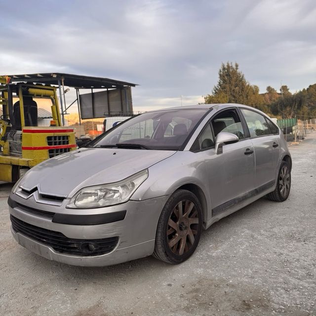 DESPIECE Citroen C4 1.6 HDI 90 caballos motor 1.6
